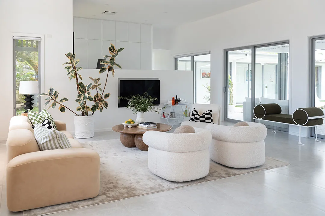 Dining area in Tallebudgera